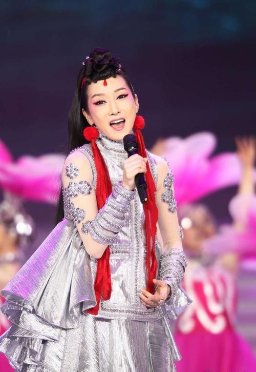 河南著名演员_河南明星排行榜_最近比较热点的明星名字,