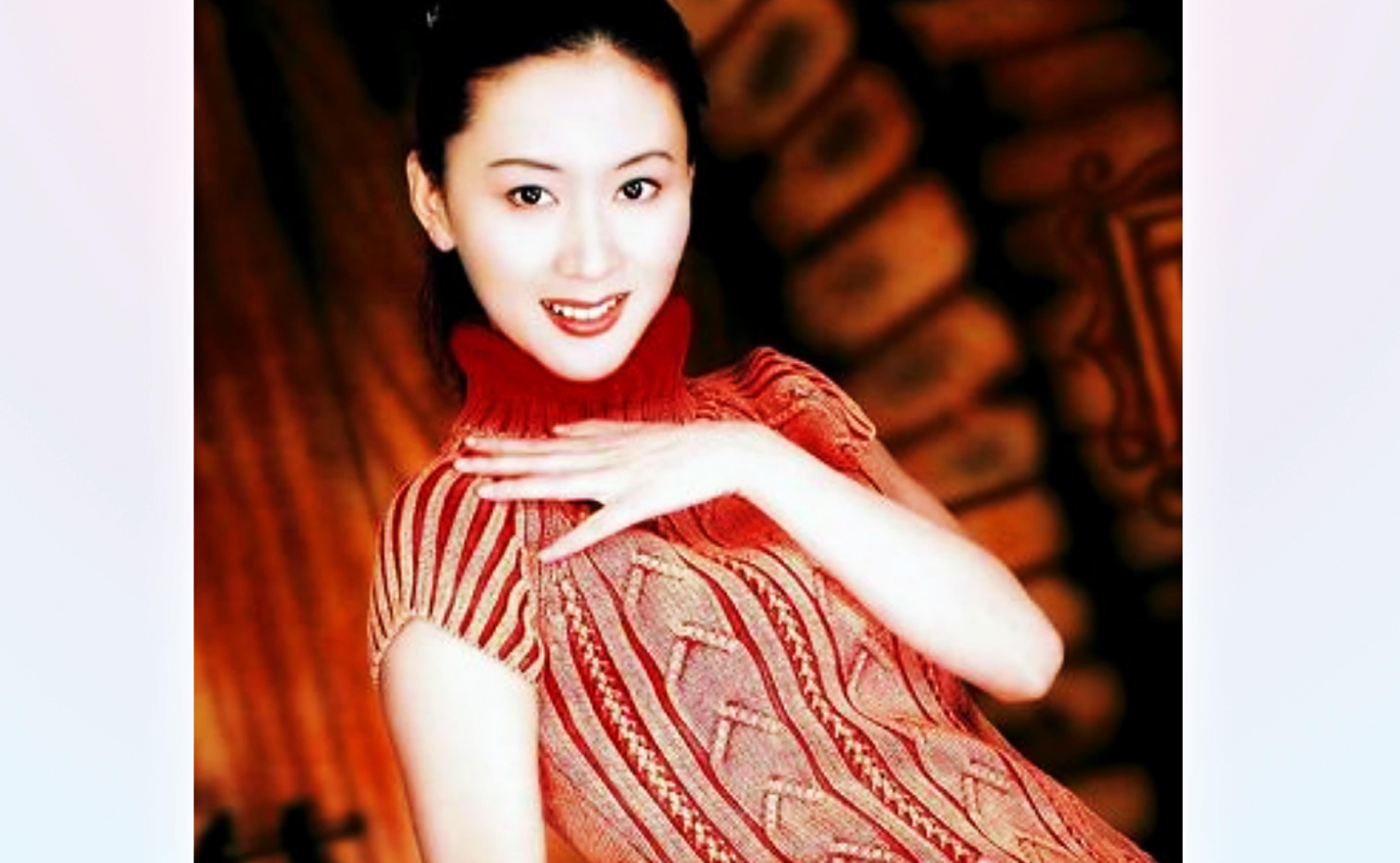 人体艺术模特汤加丽，为艺术贡献，丈夫却不愿意和她分手