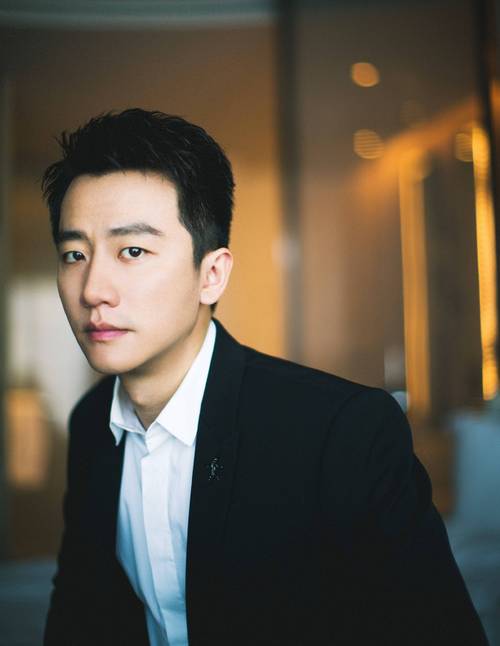 黄轩娱乐圈同人_黄轩娱乐圈好朋友_黄轩的圈外女友