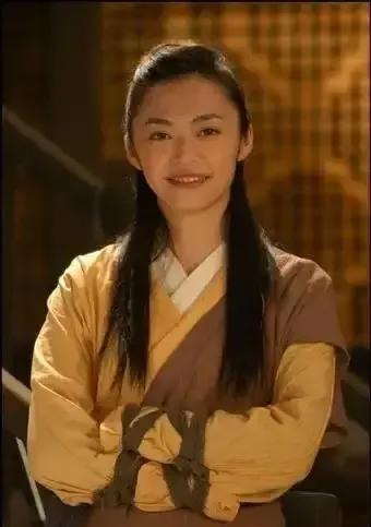 姚晨 早年经历_姚姓女明星_姚晨 职业生涯